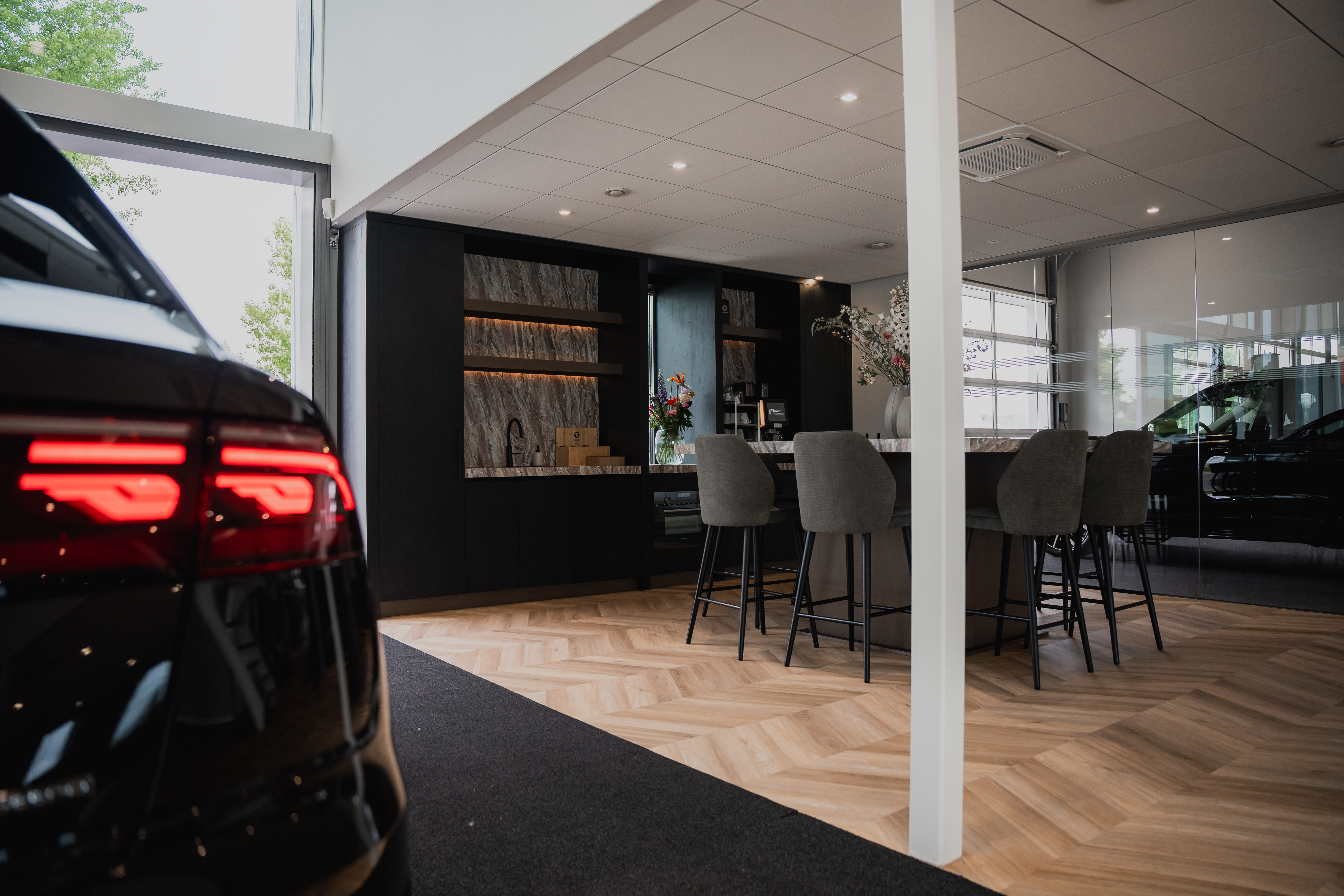 Werken als verkoopadviseur bij Severs Automotive Woerden