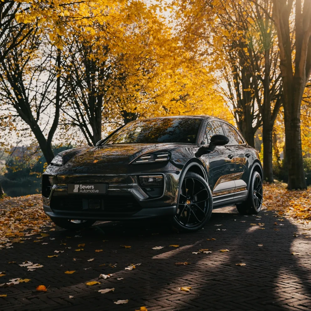 Severs Automotive Woerden Porsche Macan  4 Vulcan Grey