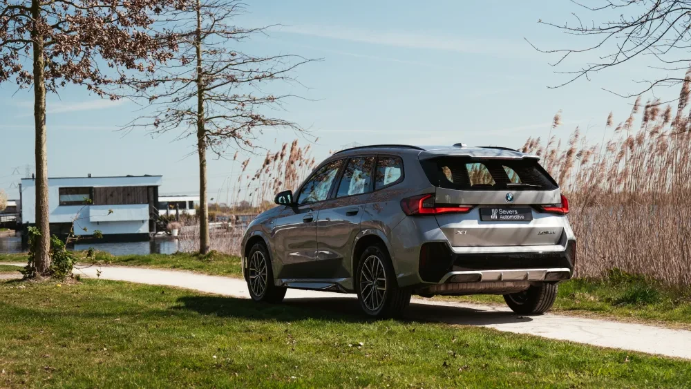 Severs Automotive BMW X1 25e Space Silber-