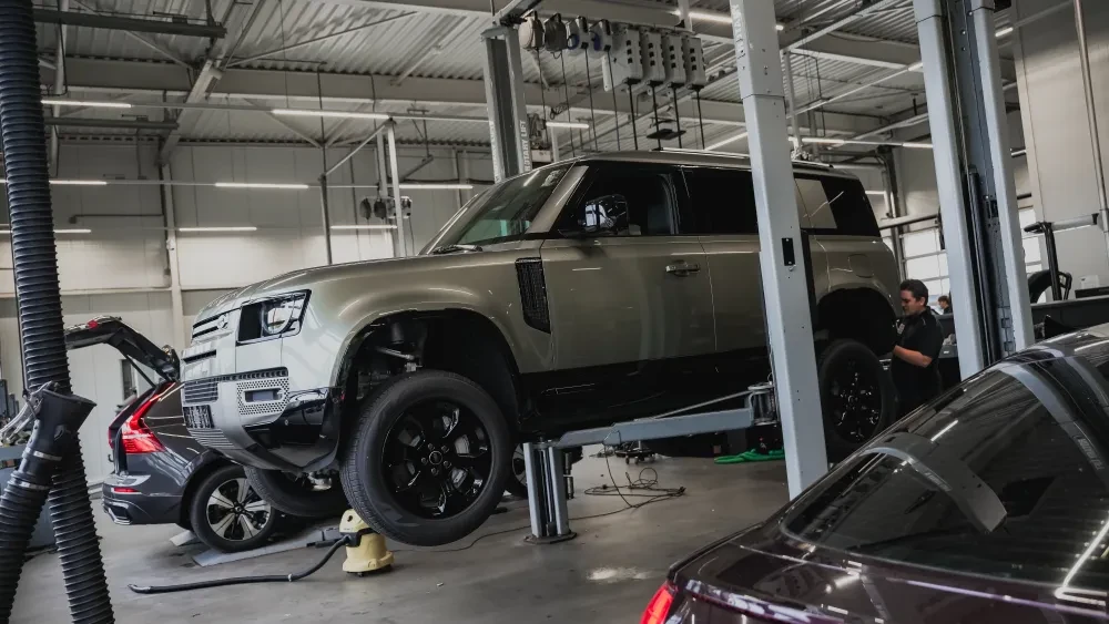 Severs Automotive Woerden Land- en Range Rover onderhoud 
